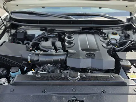 Toyota Land Cruiser Prado 2021 года за 34 000 000 тг. в Алматы – фото 13