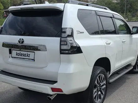 Toyota Land Cruiser Prado 2021 года за 34 000 000 тг. в Алматы – фото 4