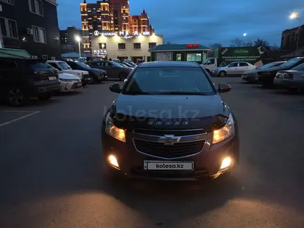 Chevrolet Cruze 2013 года за 3 800 000 тг. в Астана