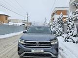 Volkswagen Teramont 2021 годаfor26 000 000 тг. в Алматы