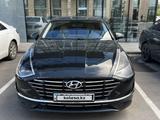 Hyundai Sonata 2020 года за 13 400 000 тг. в Астана