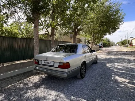 Mercedes-Benz E 200 1990 года за 1 500 000 тг. в Туркестан – фото 2
