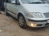 Volkswagen Sharan 2001 годаүшін3 700 000 тг. в Уральск – фото 5