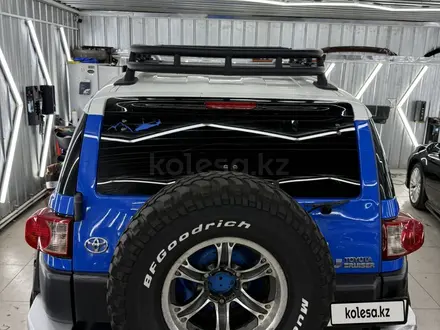 Toyota FJ Cruiser 2006 года за 15 000 000 тг. в Алматы – фото 12