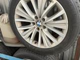 Комплект дисков с резиной на BMW X5 F15 за 250 000 тг. в Алматы – фото 2