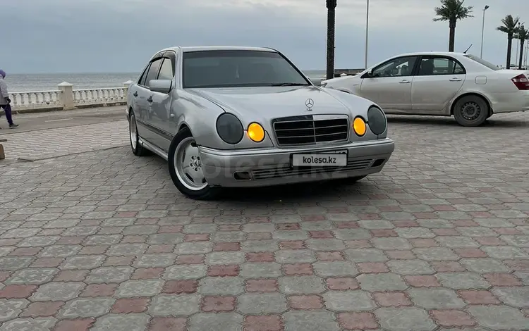 Mercedes-Benz E 280 1997 годаүшін3 300 000 тг. в Актау