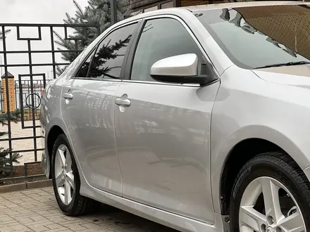 Toyota Camry 2013 года за 5 300 000 тг. в Уральск – фото 30