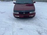 Volkswagen Passat 1994 годаүшін1 100 000 тг. в Усть-Каменогорск – фото 4