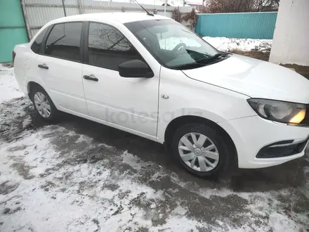 ВАЗ (Lada) Granta 2190 2019 года за 3 800 000 тг. в Зайсан – фото 2