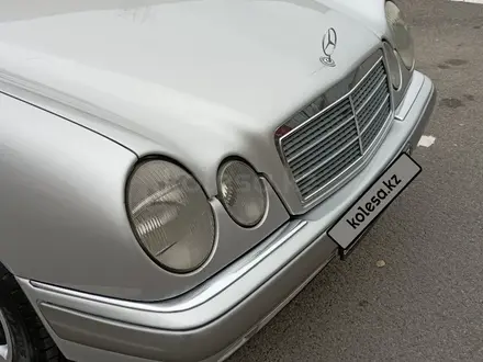 Mercedes-Benz E 280 1998 года за 5 350 000 тг. в Алматы – фото 5