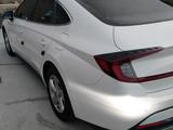 Hyundai Sonata 2021 года за 11 500 000 тг. в Шымкент – фото 2