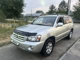 Toyota Highlander 2005 года за 7 400 000 тг. в Алматы