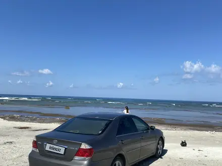 Toyota Camry 2005 года за 5 500 000 тг. в Актау – фото 3