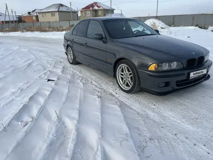 BMW 530 1999 года за 5 500 000 тг. в Астана – фото 2