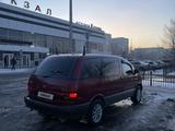 Toyota Previa 1997 года за 3 500 000 тг. в Караганда – фото 2