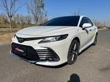 Toyota Camry 2023 годаfor17 500 000 тг. в Астана