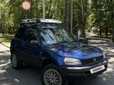Toyota RAV4 1995 года за 2 500 000 тг. в Алматы – фото 2
