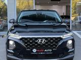 Hyundai Santa Fe 2019 года за 8 900 000 тг. в Шымкент – фото 2