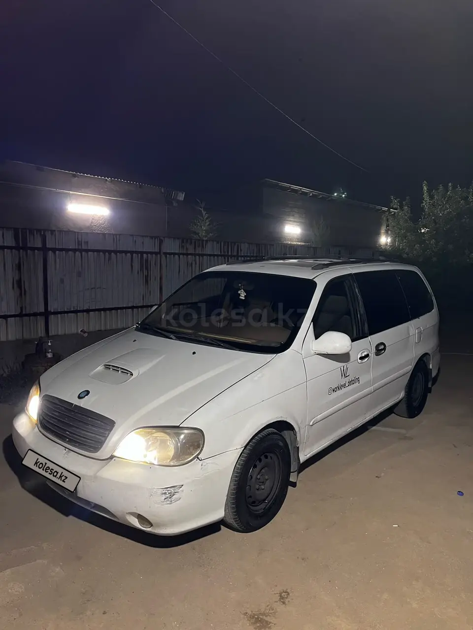 Kia Carnival, 2000