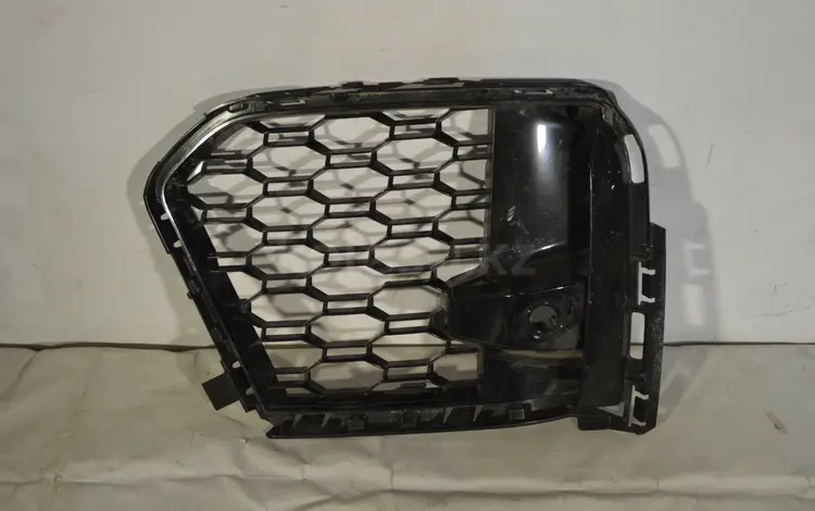 Решетка бампера правая Bmw G06 M-PACK за 50 000 тг. в Караганда