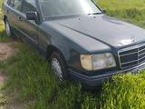 Mercedes-Benz E 260 1987 годаүшін500 000 тг. в Алматы