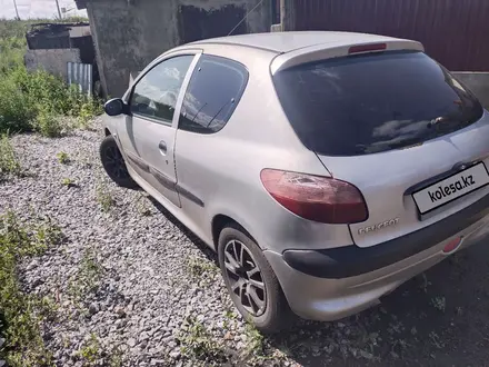 Peugeot 206 2001 года за 1 700 000 тг. в Тобыл – фото 3