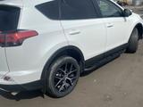 Toyota RAV4 2019 года за 11 900 000 тг. в Караганда – фото 3