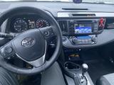 Toyota RAV4 2019 года за 11 900 000 тг. в Караганда – фото 2