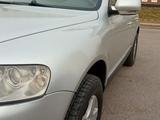 Volkswagen Touareg 2004 года за 5 500 000 тг. в Шымкент – фото 4