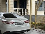 Toyota Camry 2019 года за 15 200 000 тг. в Туркестан – фото 2