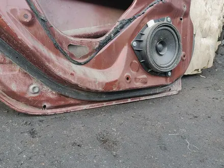 Дверь на Toyota Corolla Verso за 35 000 тг. в Алматы – фото 26