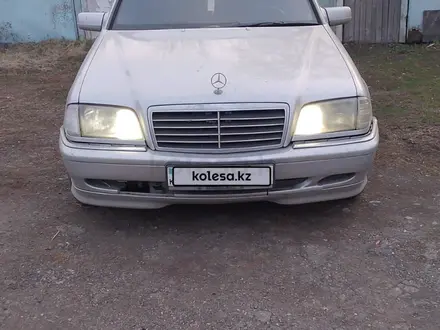 Mercedes-Benz C 200 1995 года за 2 100 000 тг. в Усть-Каменогорск – фото 7