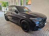 BMW X5 2021 года за 50 000 000 тг. в Алматы