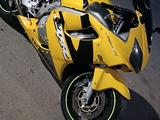 Honda  CBR 600F 2002 года за 2 200 000 тг. в Тараз – фото 2