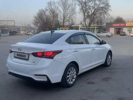 Hyundai Accent 2018 года за 6 800 000 тг. в Алматы – фото 6