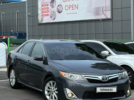 Toyota Camry 2013 года за 9 950 000 тг. в Алматы – фото 2