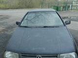 Volkswagen Vento 1993 года за 600 000 тг. в Караганда