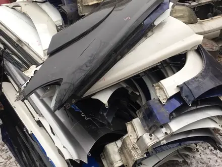 Крыло на Subaru Legacy за 30 000 тг. в Алматы