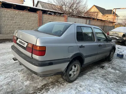 Volkswagen Vento 1993 года за 950 000 тг. в Алматы