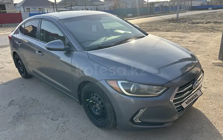 Hyundai Elantra 2018 года за 5 500 000 тг. в Атырау