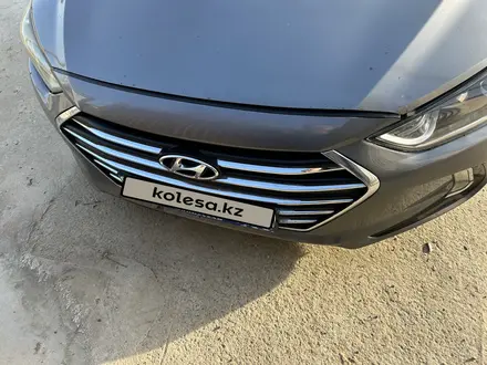 Hyundai Elantra 2018 года за 5 500 000 тг. в Атырау – фото 5