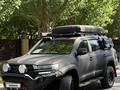 Toyota Land Cruiser 2015 года за 40 000 000 тг. в Астана – фото 13
