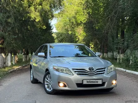 Toyota Camry 2010 года за 8 300 000 тг. в Тараз
