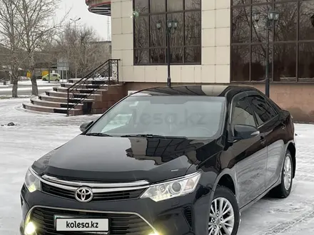 Toyota Camry 2015 года за 10 300 000 тг. в Семей – фото 28