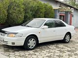 Toyota Camry 1998 года за 3 600 000 тг. в Алматы – фото 3