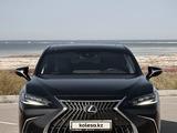 Lexus ES 250 2024 годаүшін26 000 000 тг. в Актау