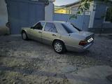 Mercedes-Benz E 230 1992 годаfor1 300 000 тг. в Туркестан – фото 2