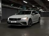 Volkswagen Passat 2016 года за 8 500 000 тг. в Алматы