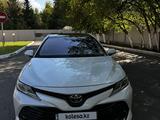 Toyota Camry 2019 года за 12 600 000 тг. в Петропавловск – фото 3