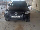 Volkswagen Touareg 2006 года за 5 200 000 тг. в Актобе